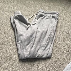 American Eagle joggers
